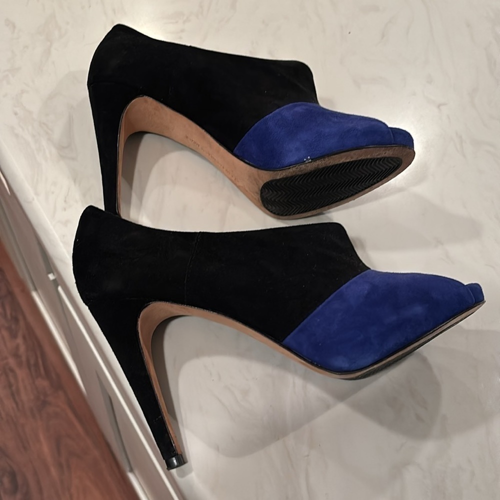 Diane Von Furstenberg Suede Shoes - Picture 3 of 7